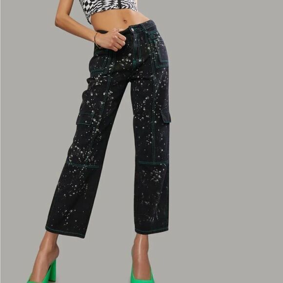 POSTER GRL NEVER APOLOGETIC SPLATTERED DENIM JEANS in black/Green - Picture 1 of 7